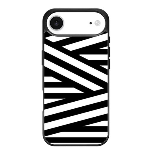 Black and White Zig Zag Stripes iPhone Air Case