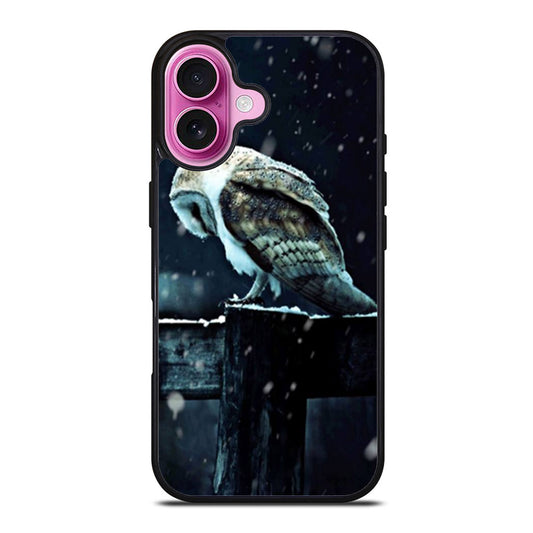 Barn Owl Tyto Alba in Snow iPhone Case Cover